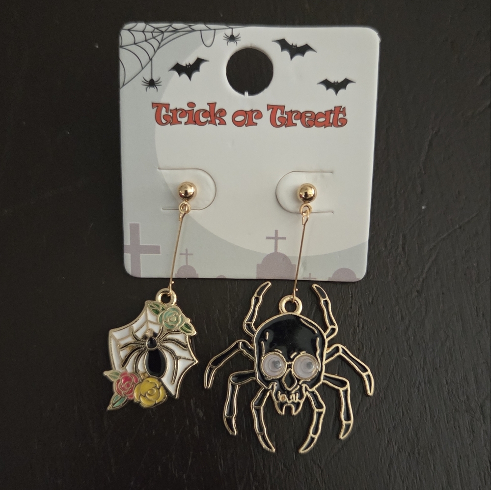 Halloween‎ Spider Gold Drop Earrings NEW